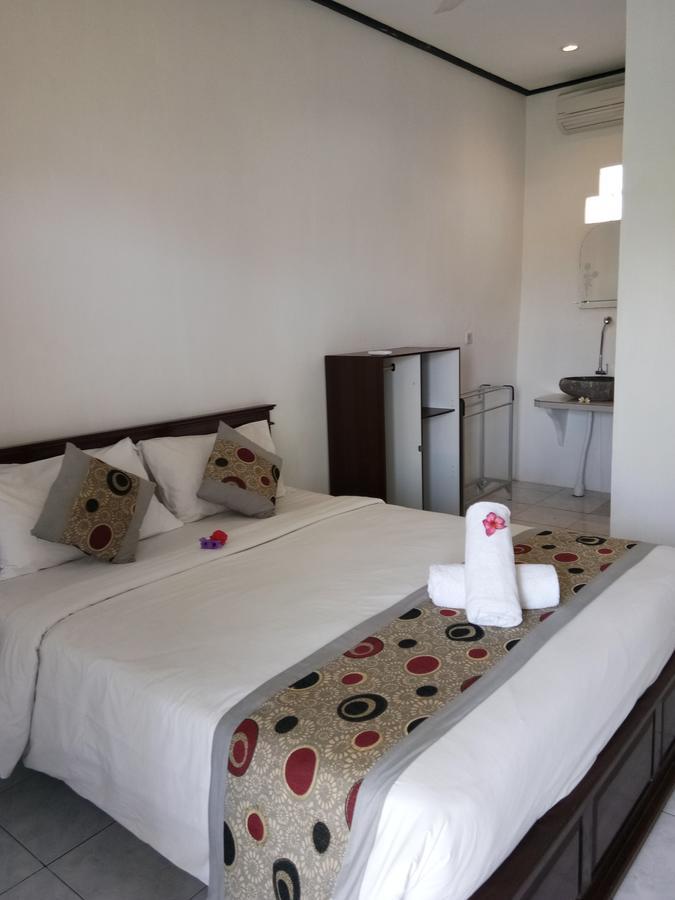 Reynold Artha Guest House Lembongan Eksteriør billede